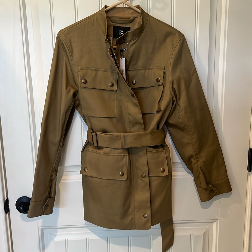 Banana Republic Safari Jacket. NWT superior quality. Size small